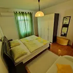 Cvetic Apartment Selce