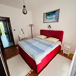 Cvetic Apartment *