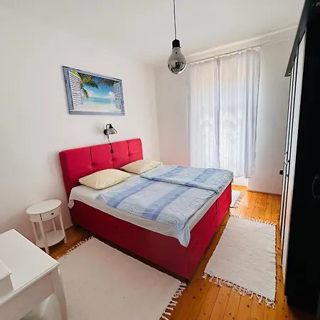 Apartment Cvetic *