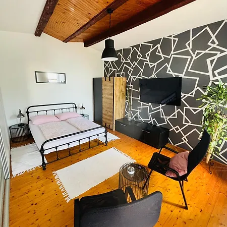 Apartment Cvetic Selce